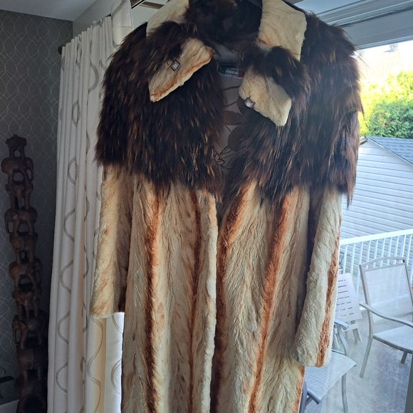Shaved mink coat. - Picture 5 of 7